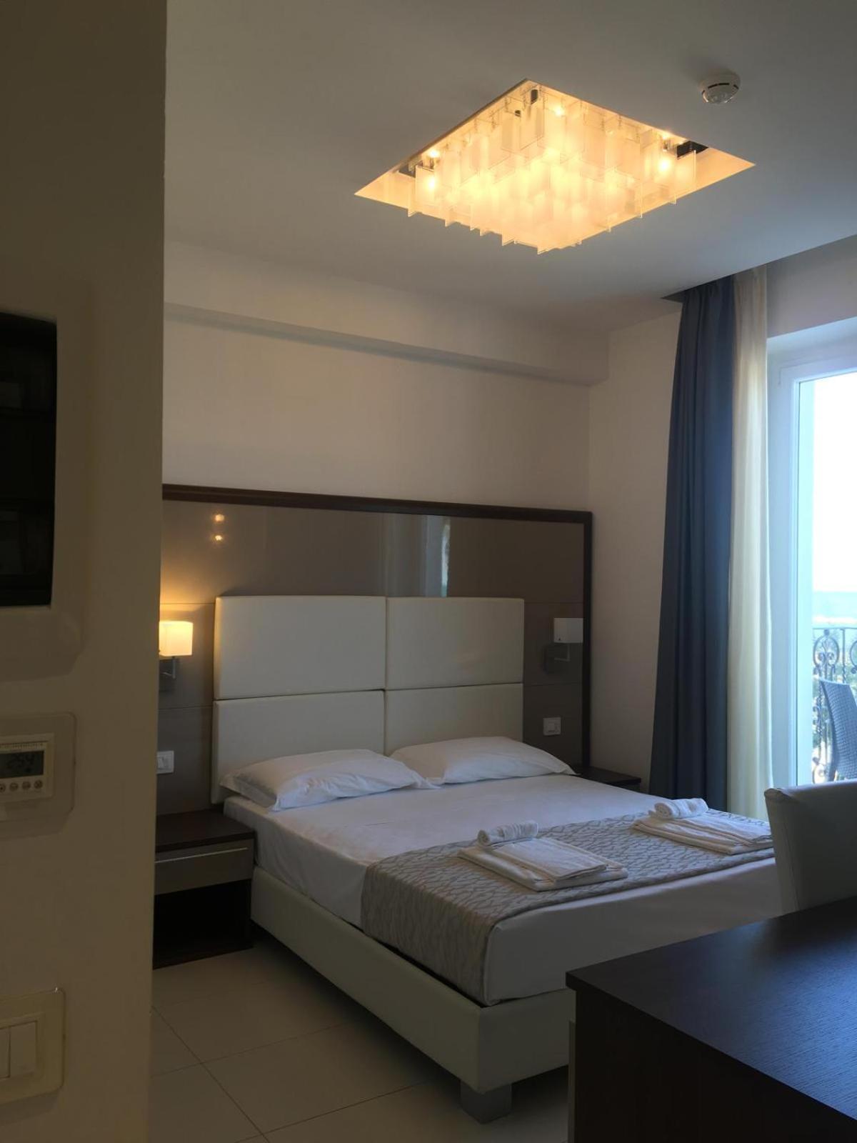 Hotel Baia Marina Cupra Marittima Extérieur photo