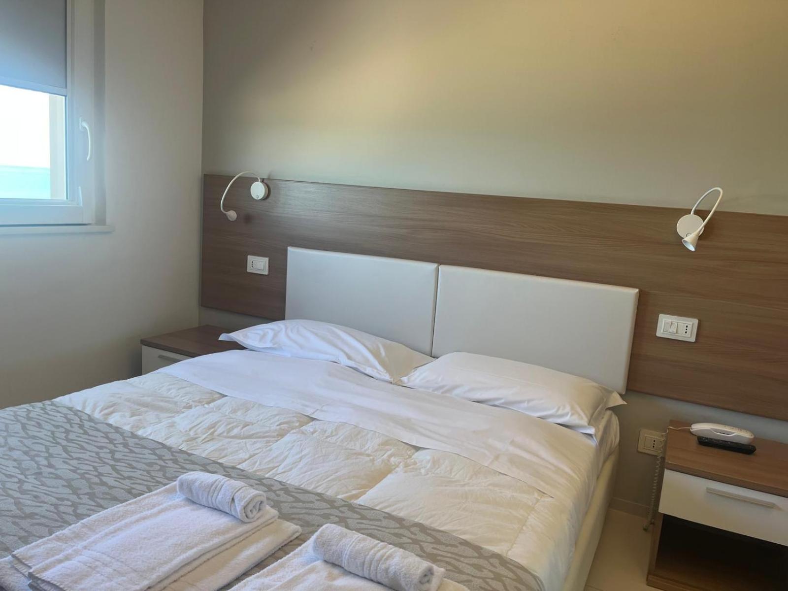 Hotel Baia Marina Cupra Marittima Extérieur photo